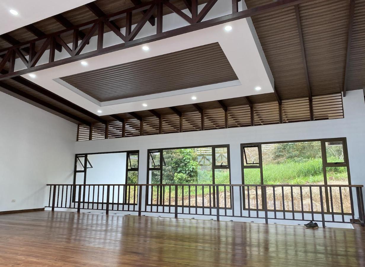 Arte De Plumas Birding Lodge カルタゴ エクステリア 写真