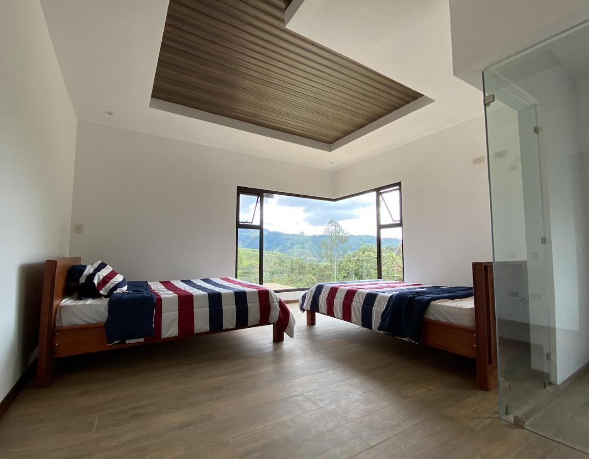 Arte De Plumas Birding Lodge カルタゴ エクステリア 写真