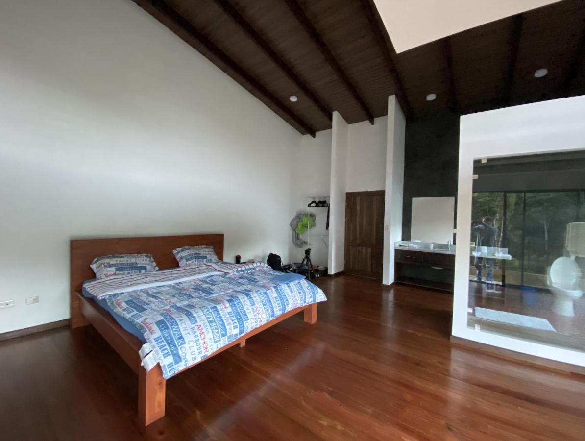 Arte De Plumas Birding Lodge カルタゴ エクステリア 写真